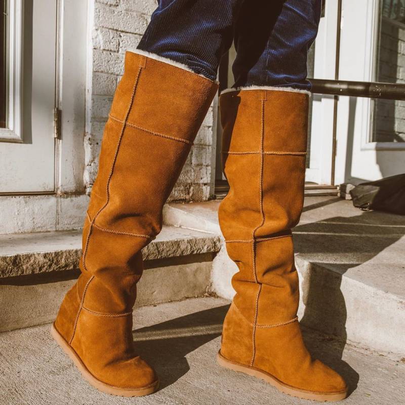 アグ クラシック フェム オーバー ザ ニー ロング ウェッジブーツ UGGより、サンフランシスコの香り漂う新作 #クラシックフェム