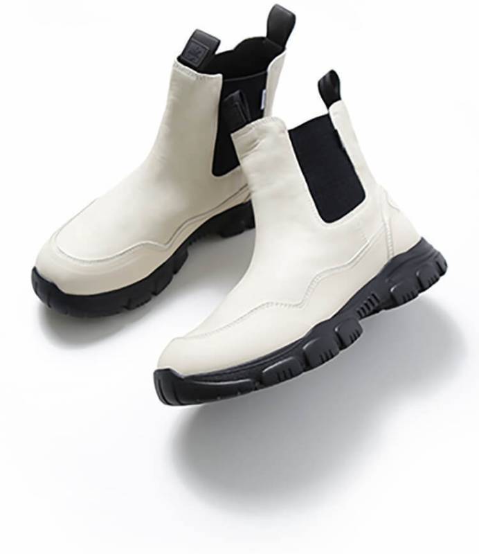 エミ×シャカより、悪天候下でのアウトドアを想定したブーツ #トレックチェルシー… | Shoes box