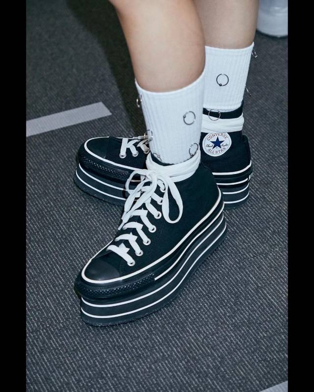 厚底　converse コンバース　パメオポーズ　pameopose パメオポーズ×コンバースのスニーカー、「オールスター」史上