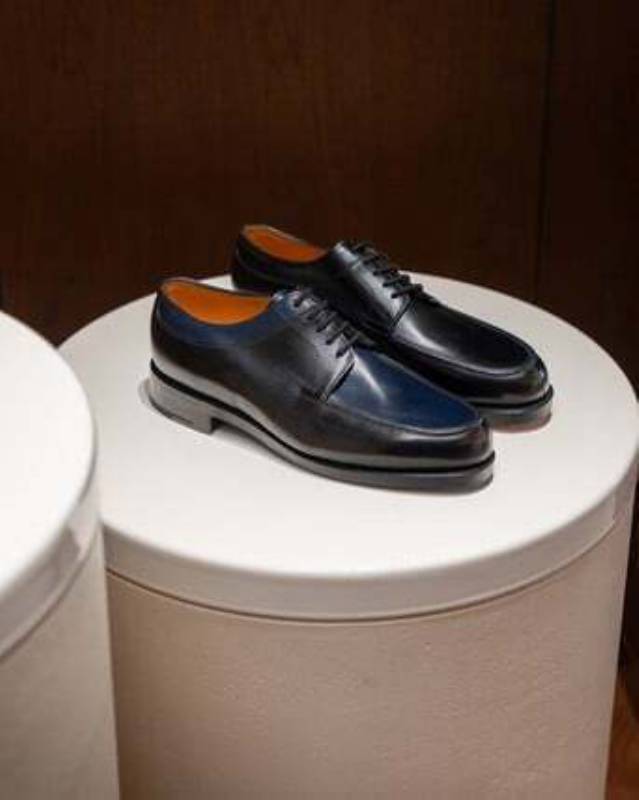 バロス ジョンロブ 丸の内店限定で復刻のUチップシューズ