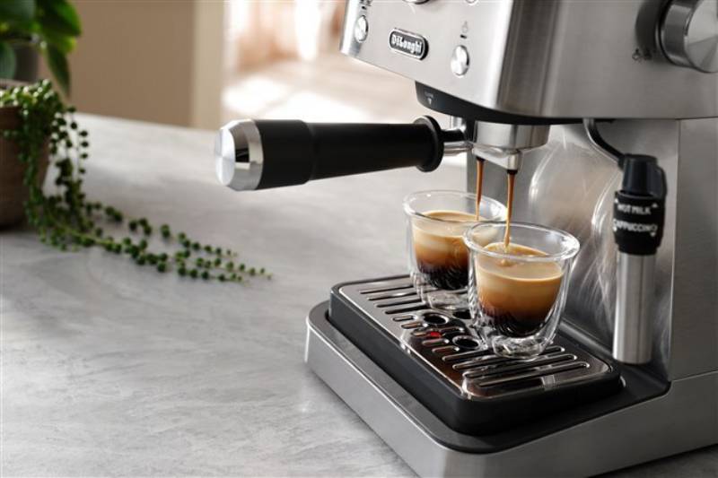 デロンギ の新定番！おうちで極上カフェ体験「クラシック エスプレッソ