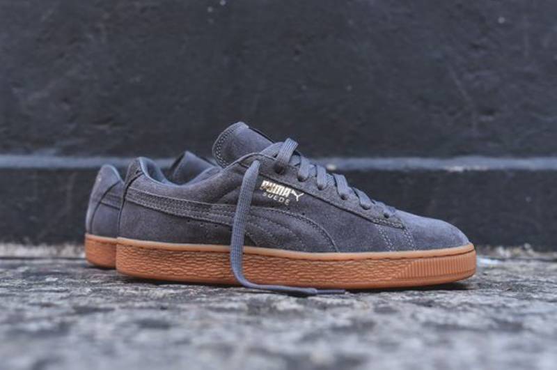 シンプル★PUMA スウェード モカシン シューズ 人気 定番 シューズ界のトップブランド「プーマ」！スエードを使用した人気