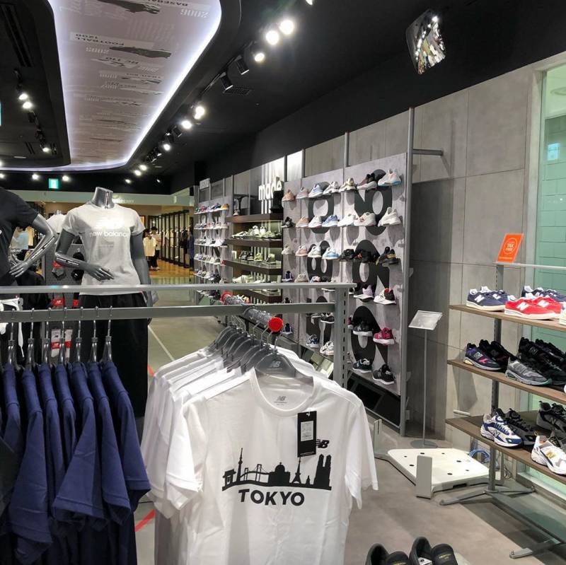 ニューバランスアクアシティお台場 ショップ紹介ー 64 Shoes Box