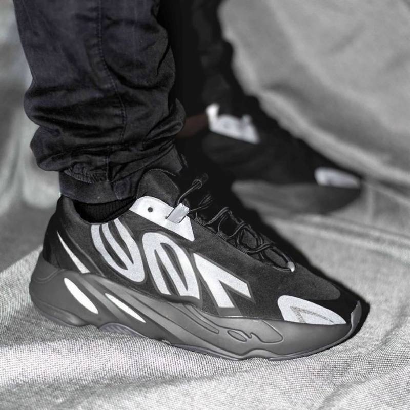 Yeezy Boost 700 MNVN イージーブースト700 | www.innoveering.net